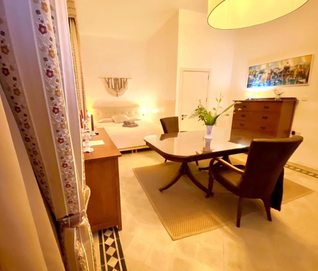 The Maltese Sun Hotel Sliema Buitenkant foto