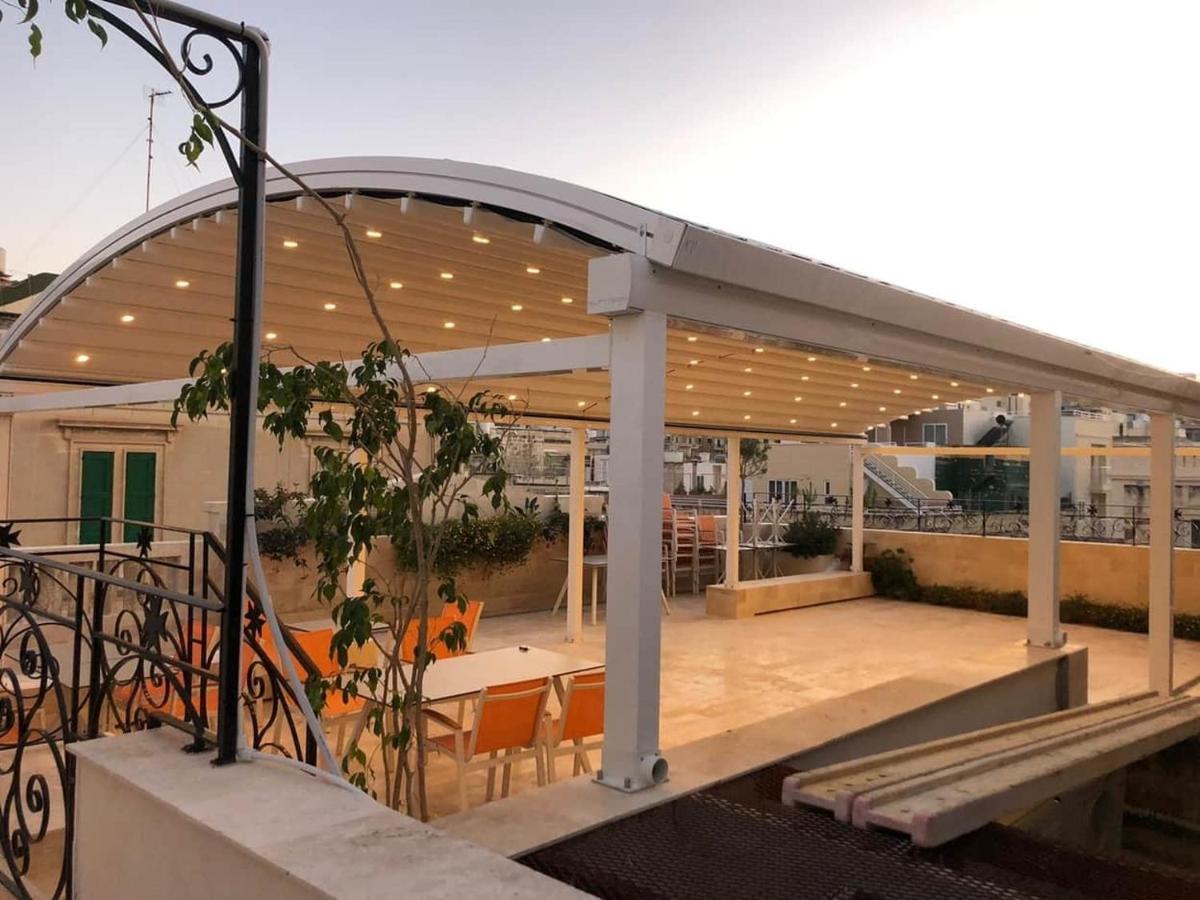 The Maltese Sun Hotel Sliema Buitenkant foto