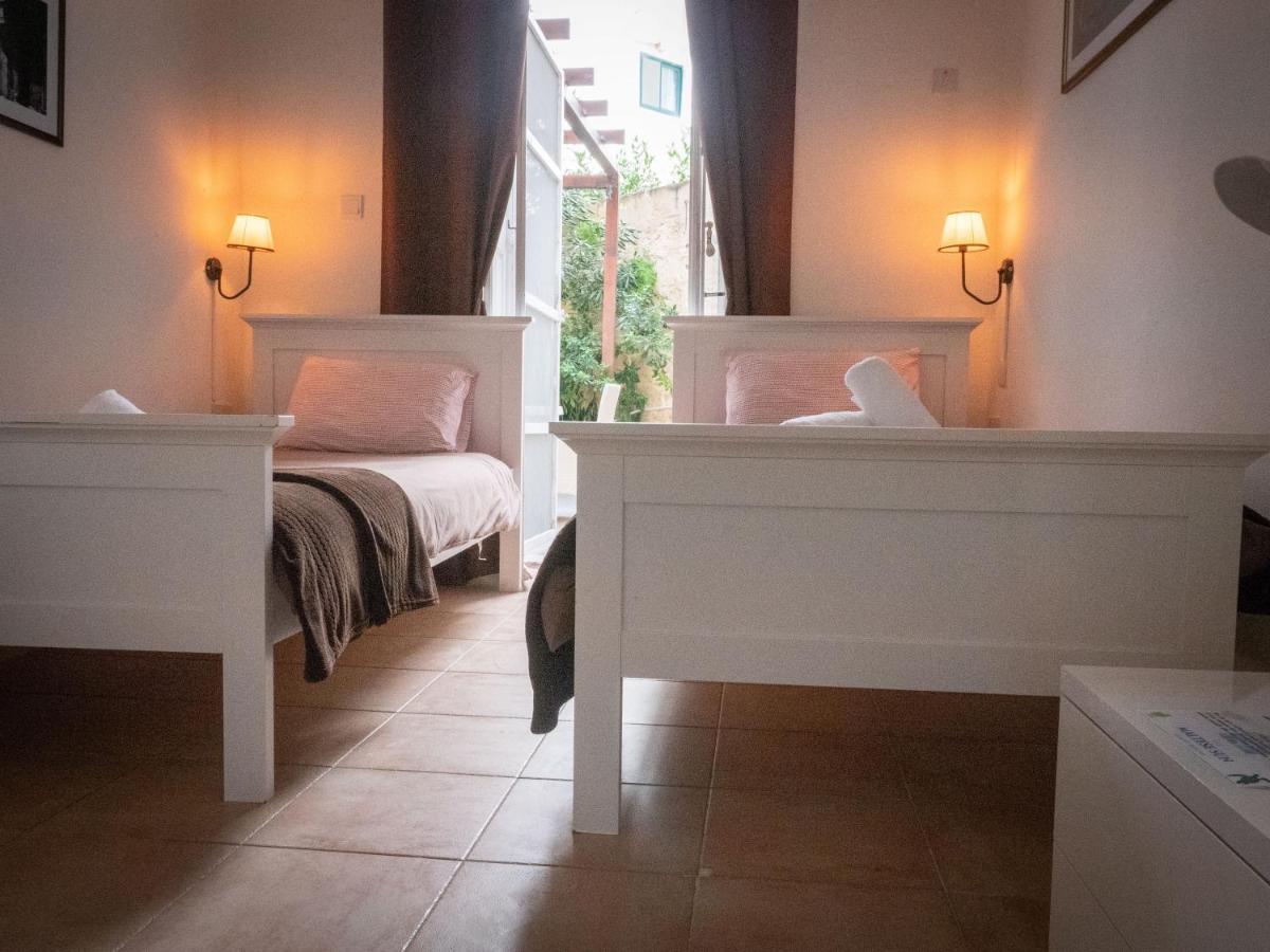 The Maltese Sun Hotel Sliema Buitenkant foto